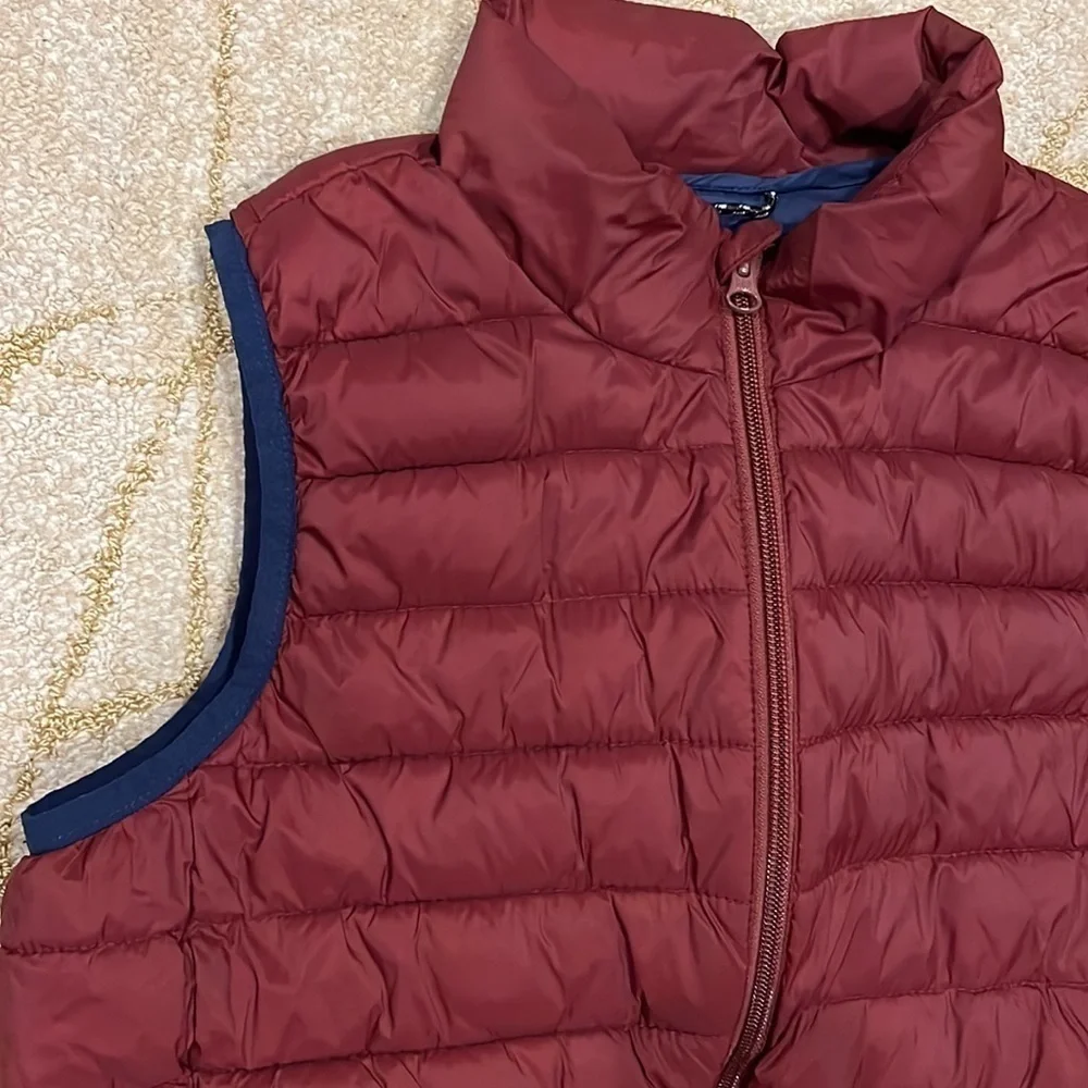 🍕🪻Gap Kids puffer vest 100% recycled lightweight water resistant XL CLOSEOUT